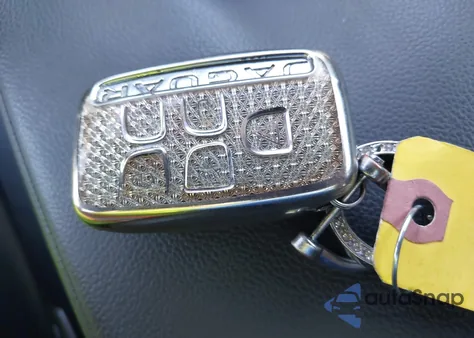 2017 Jaguar F-Pace 35T Premium from USA, damaged, VIN SADCJ2BV4HA883724